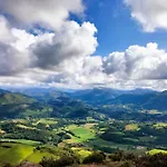 Casa vacanze Maison Basque De Charme Avec Piscine Souraïde