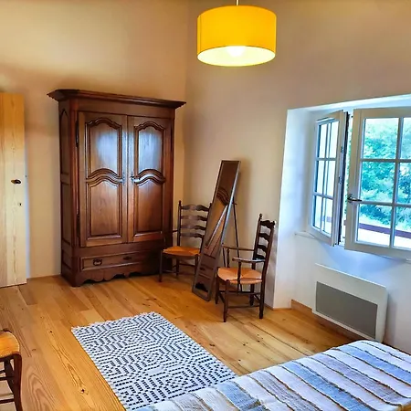 Hébergement de vacances Maison Basque De Charme Avec Piscine *