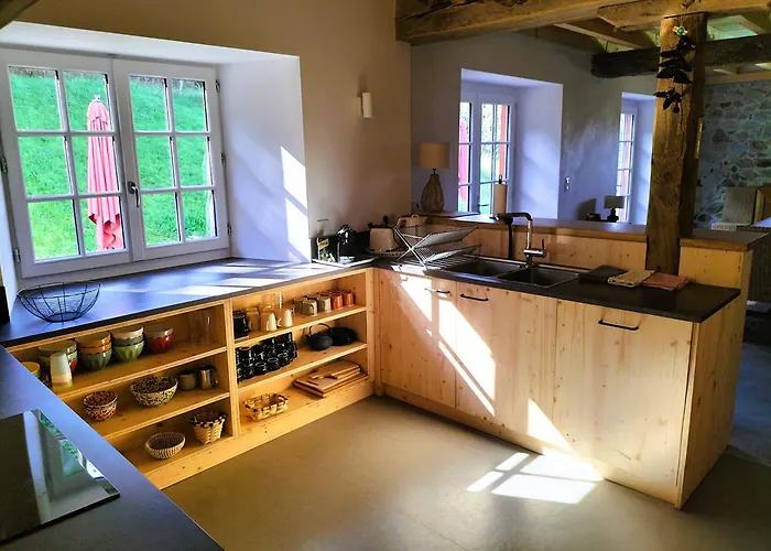 Maison Basque De Charme Avec Piscine Souraïde