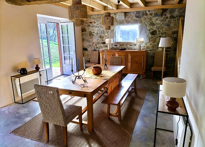 Maison Basque De Charme Avec Piscine Vakantiehuis *